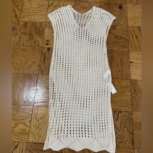 Cupshe short sleeve cut-out cover up dress. Never worn, still has tags.